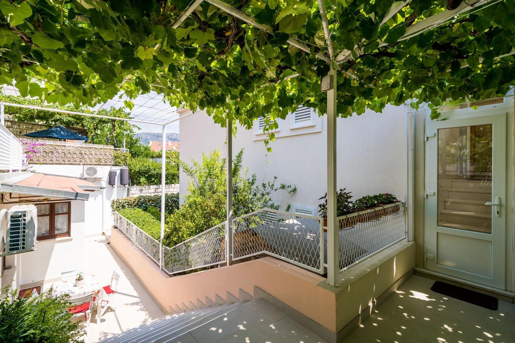 Guest House Vulić Dubrovnik Extérieur photo